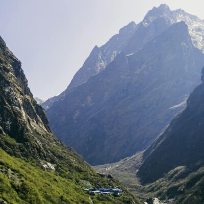 Stunning view of the Annapurna mountain range in Nepal, capturing its natural beauty.